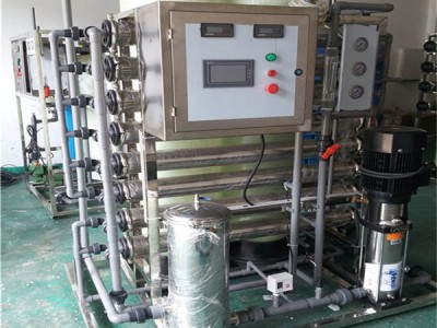 供應麗水水處理設備|雙層線(xiàn)路板配藥用水設備