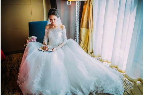 結婚婚紗選什么牌子的呢？什么牌子的婚紗好一點(diǎn)？中國婚紗十大品牌排行榜